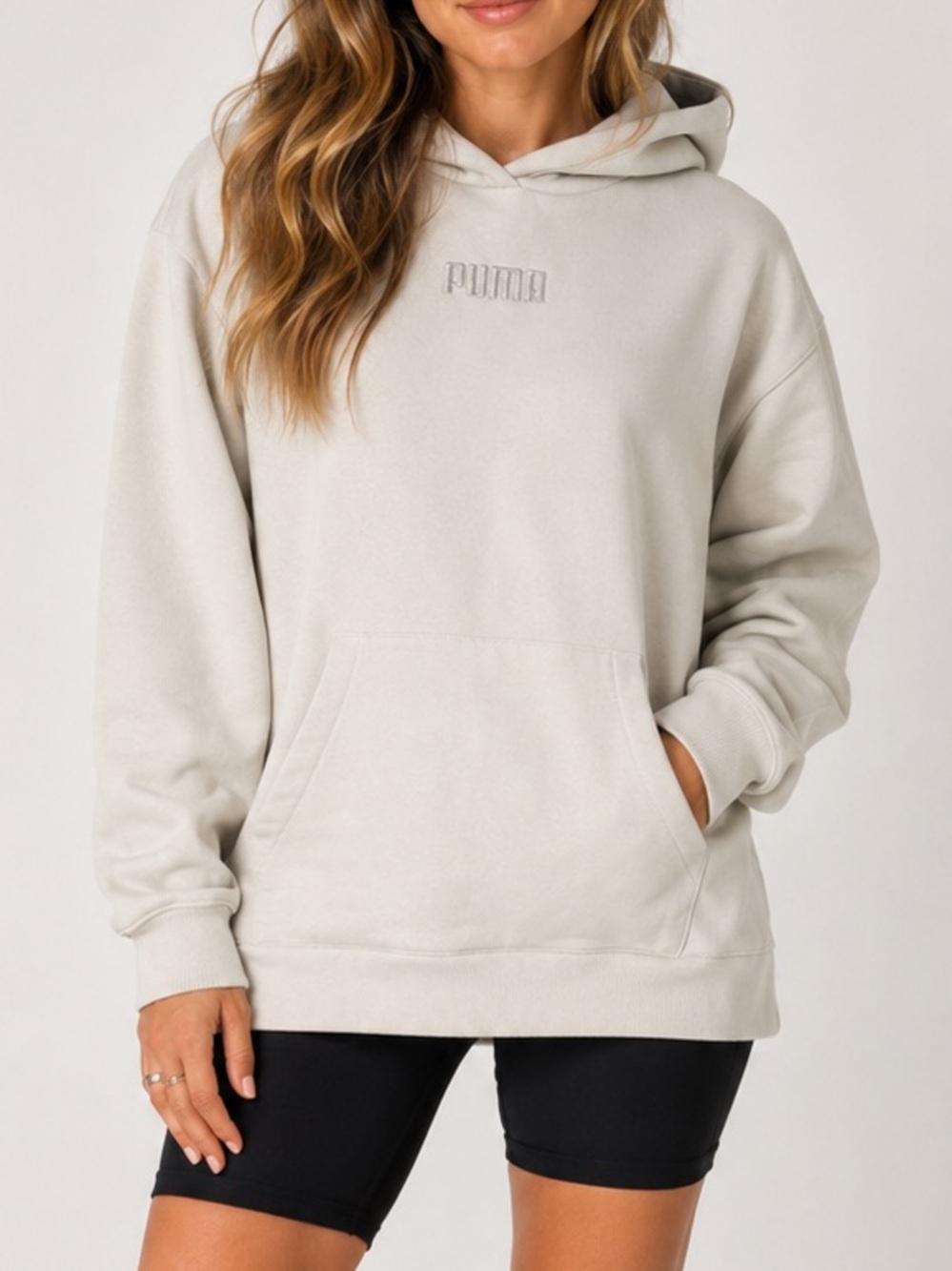 Puma Embroidered Logo Oversized Hoodie Cream Fleece Pullover Women’s Medium